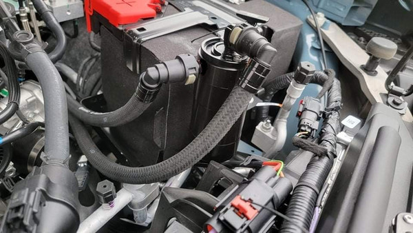 UPR - 2021-2024 Bronco 2.3L Plug N Play ™ Oil Catch Can