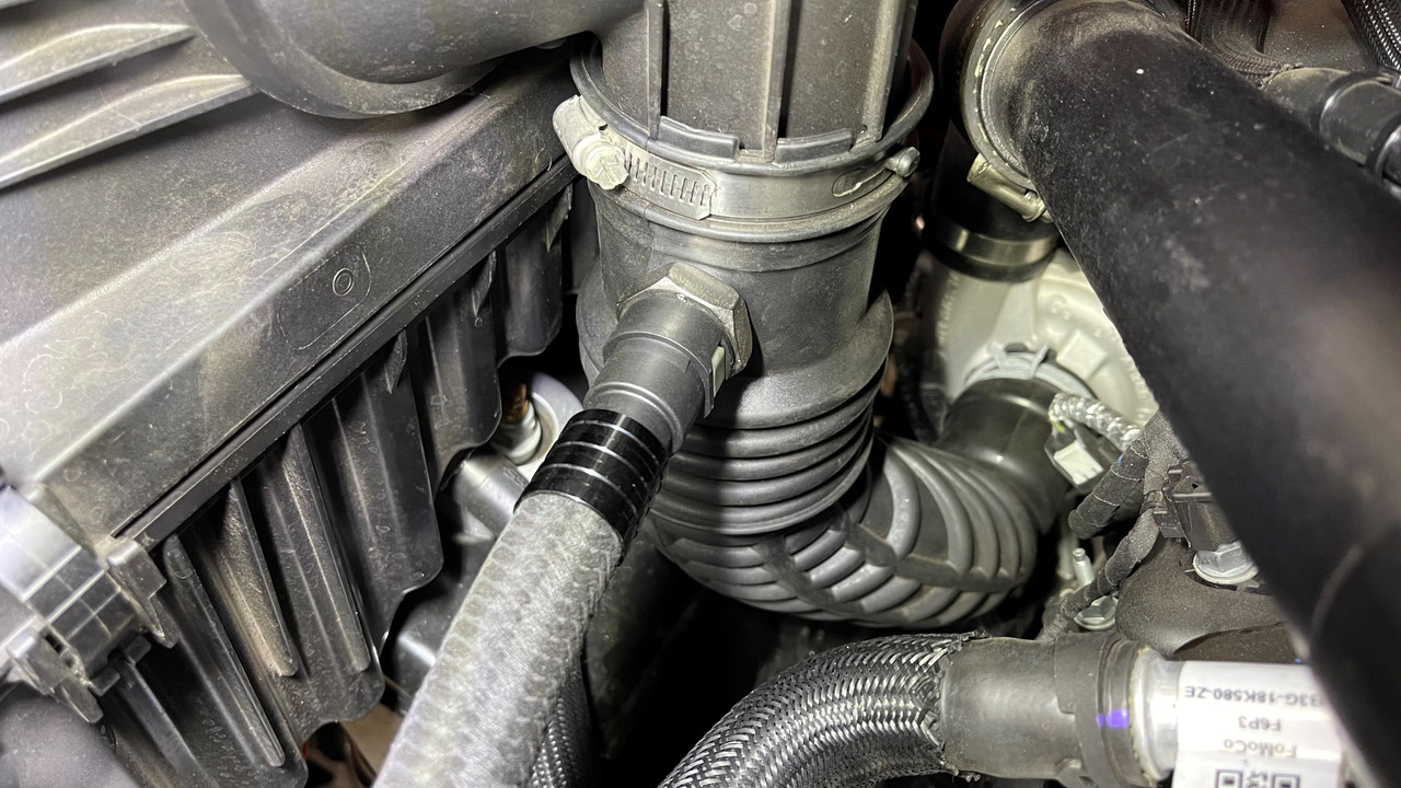 UPR 2022 Bronco Raptor 3.0L Plug N Play ™ Dual Valve Oil Catch Can w/Clean Side Separator - Image 3